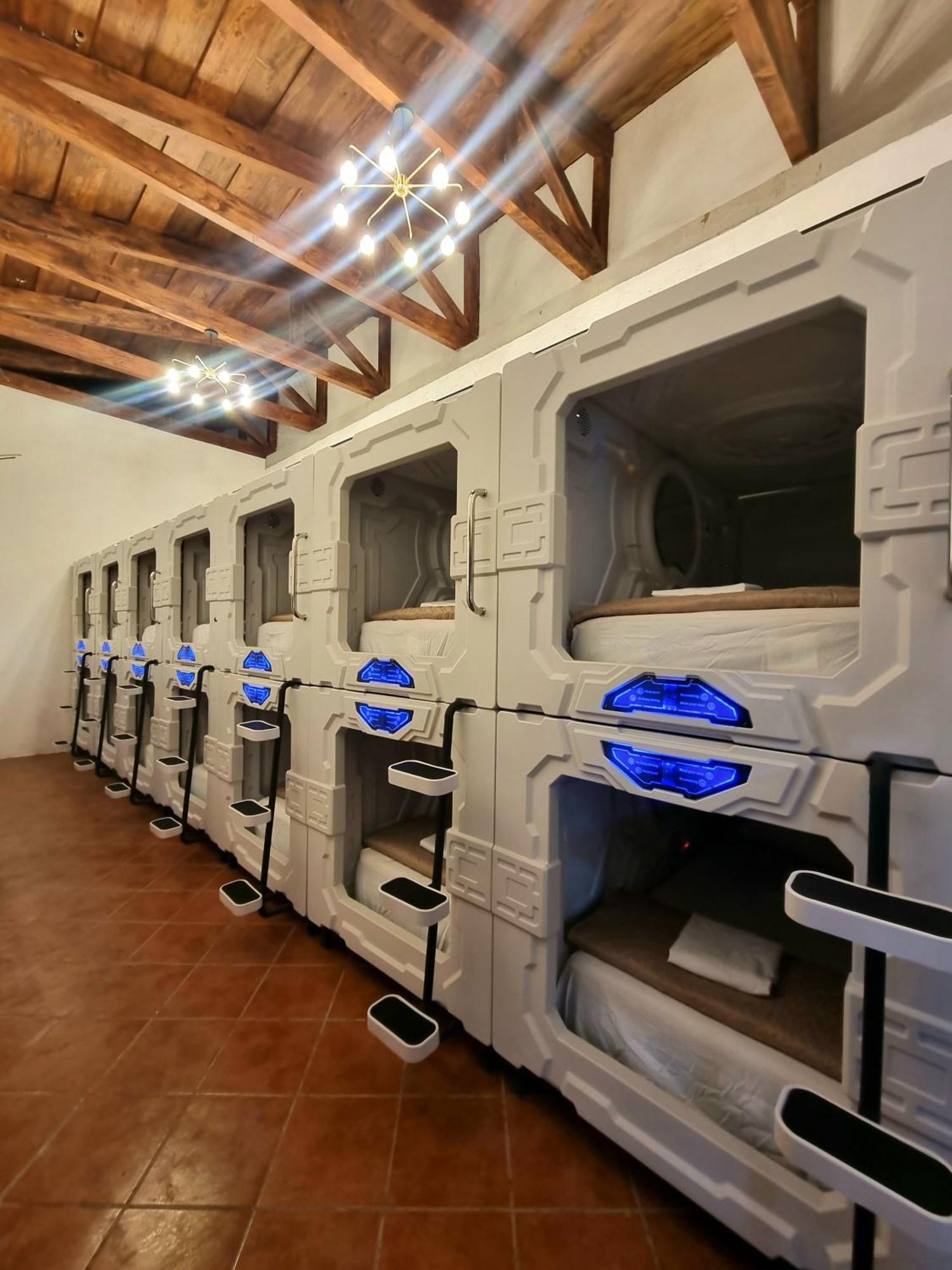 Central Hostel San Sebastian Antigua Екстериор снимка